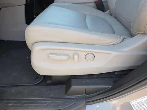 Used 2018 Honda Odyssey EX-L image 12