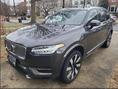 Used 2024 Volvo XC90 T8 Plus w/ Protection Package image 1