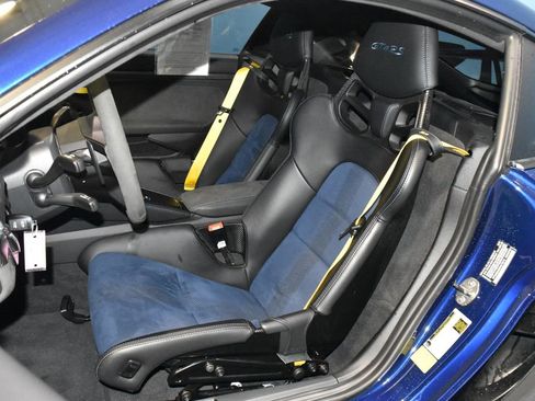 Certified 2024 Porsche 718 Cayman GT4 RS image 6