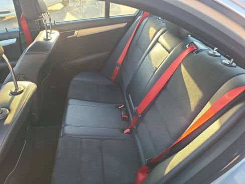 Used 2014 Mercedes-Benz C 300 4MATIC Sedan image 23