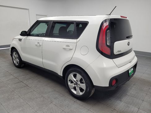 Used 2017 Kia Soul FWD image 3