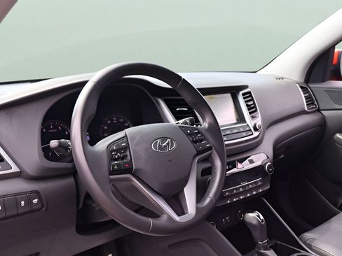 Used 2017 Hyundai Tucson Limited AWD/4WD image 12