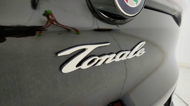 Used 2024 Alfa Romeo Tonale Veloce AWD/4WD image 32