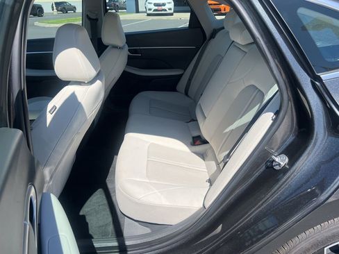 Used 2025 Hyundai Sonata SEL FWD image 19