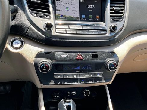 Used 2018 Hyundai Tucson SEL Plus AWD/4WD image 43