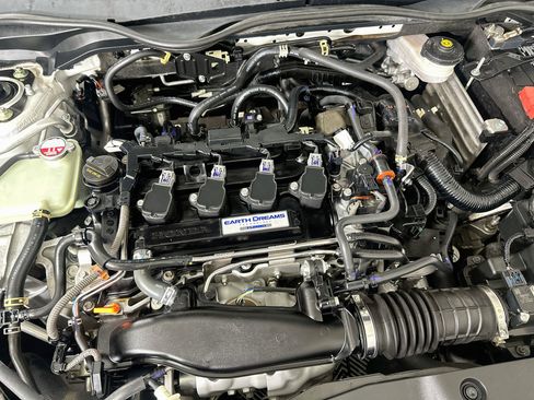 Used 2020 Honda Civic Sport image 31