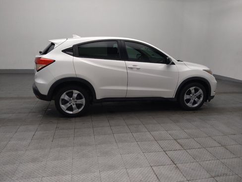 Used 2016 Honda HR-V LX image 10