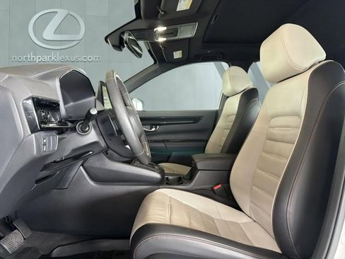 Used 2024 Honda CR-V Sport Touring image 7