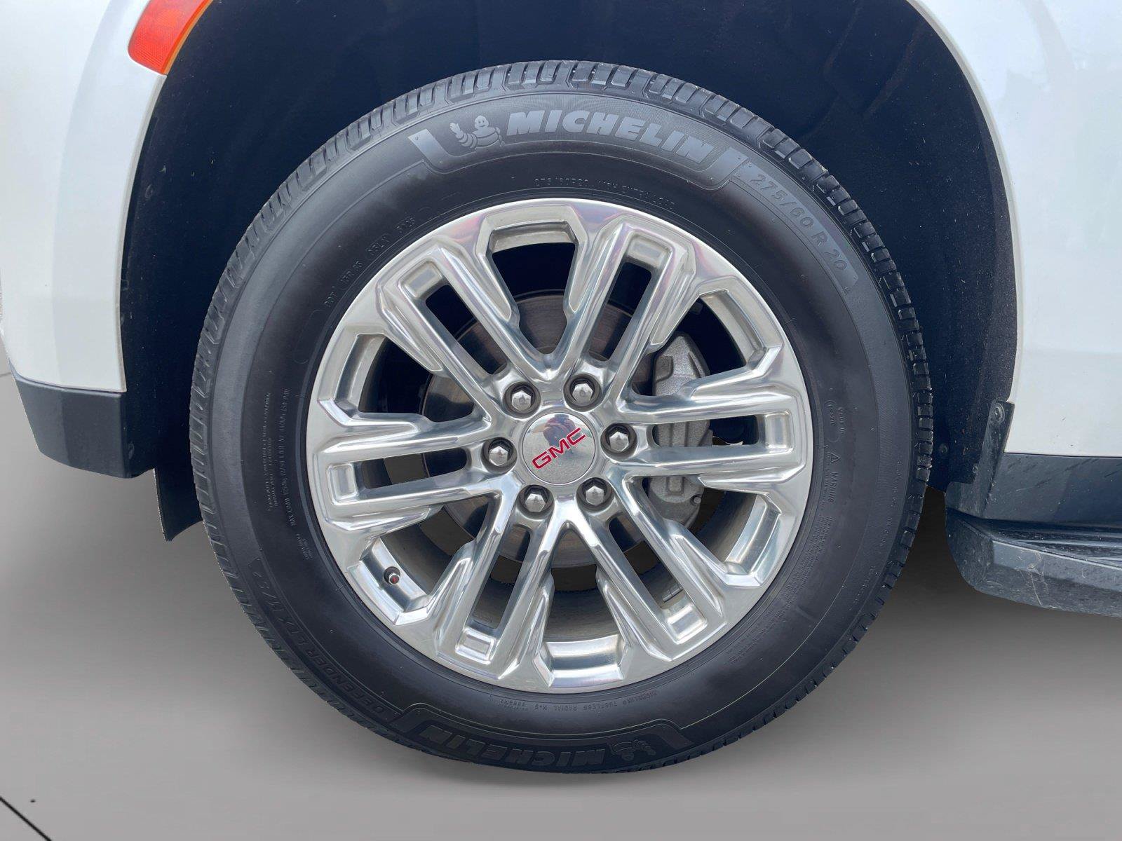 Used 2021 GMC Yukon SLT AWD/4WD image 14