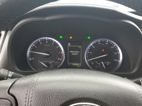 Used 2018 Toyota Highlander XLE w/ Protection Package #3 AWD/4WD image 24
