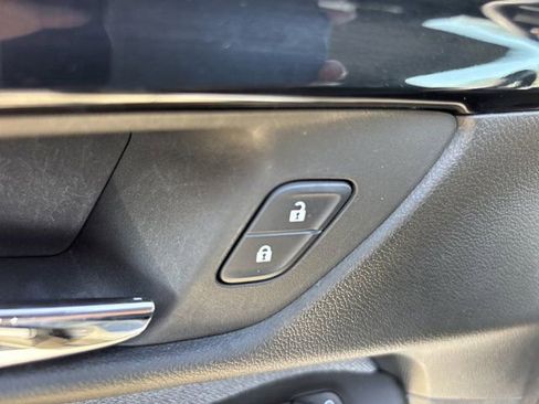Used 2024 Chevrolet TrailBlazer LT AWD/4WD image 21