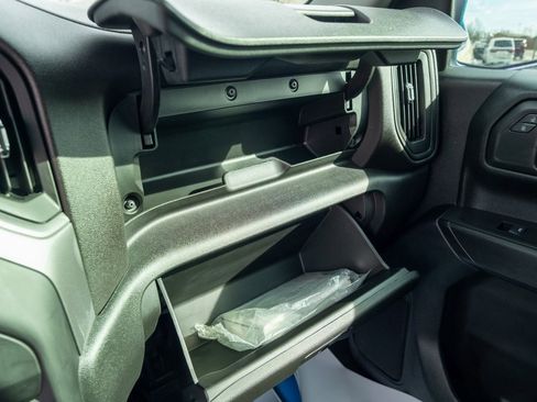 Used 2021 Chevrolet Silverado 1500 Custom image 26