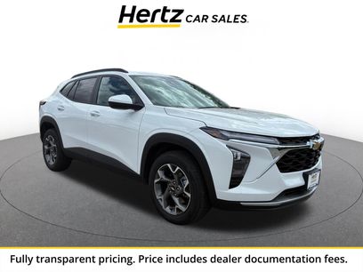 Used 2025 Chevrolet Trax LT