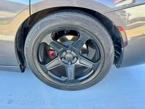 Used 2017 Dodge Charger R/T RWD image 12