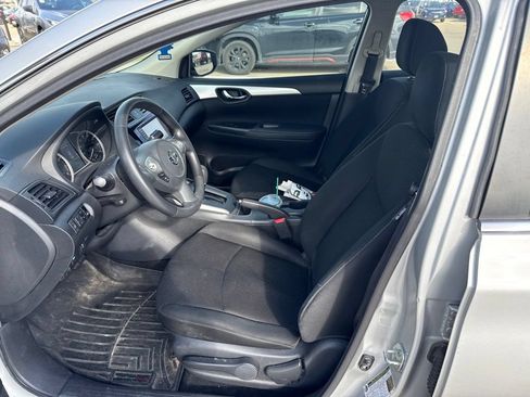 Used 2019 Nissan Sentra S FWD image 3