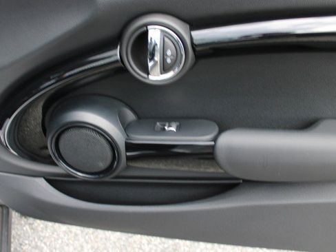 Used 2019 MINI Cooper Convertible FWD image 15