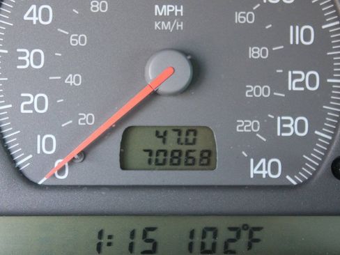 Used 2000 Volvo C70 LT FWD image 26