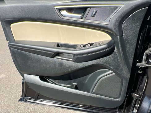 Used 2023 Ford Edge SEL w/ Convenience Package image 30