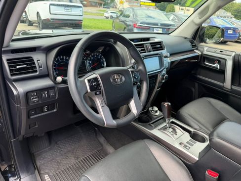 Used 2019 Toyota 4Runner Limited AWD/4WD image 16