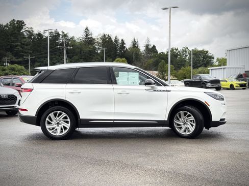 Used 2022 Lincoln Corsair FWD image 5