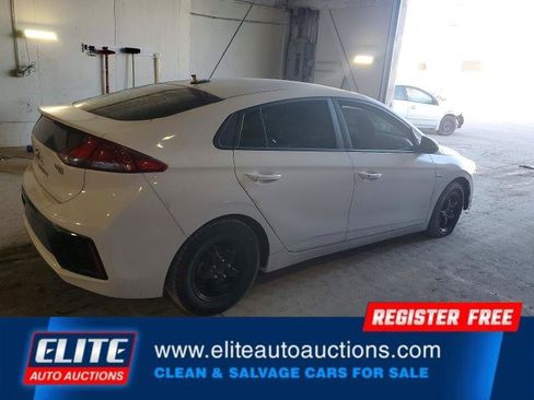 Used 2017 Hyundai Ioniq Blue image 5