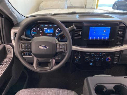 New 2026 Ford F350 XLT w/ FX4 Off-Road Package AWD/4WD image 16