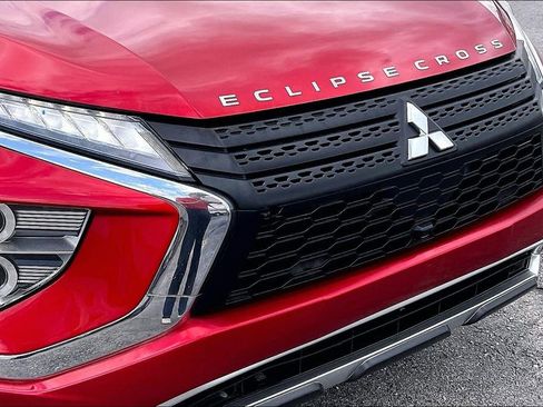 Used 2022 Mitsubishi Eclipse Cross SE image 28