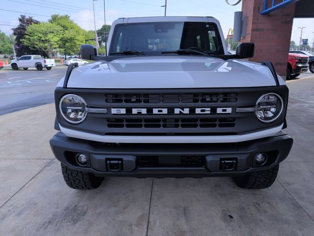 Used 2023 Ford Bronco Black Diamond AWD/4WD image 10