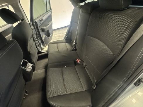 Used 2018 Subaru Outback 2.5i Premium AWD/4WD image 29