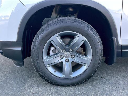 Used 2023 Honda Ridgeline RTL-E image 12