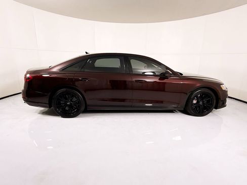 Used 2020 Audi S8 L image 4