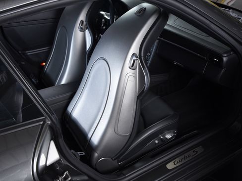 Used 2011 Porsche 911 Turbo S AWD/4WD image 35