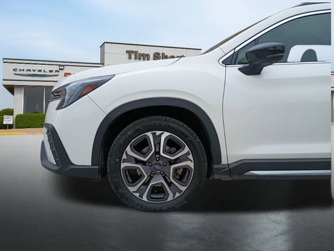 Used 2024 Subaru Ascent Touring image 9