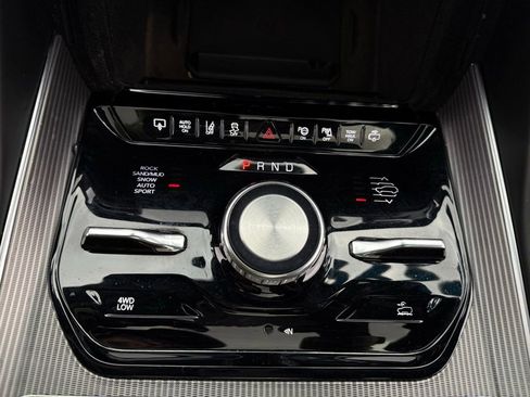 Used 2023 Jeep Grand Wagoneer Series II image 25