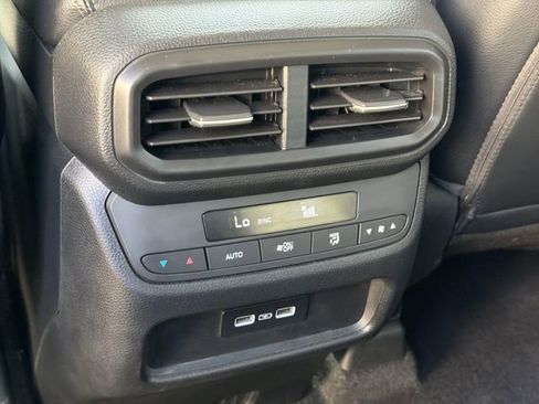 Used 2023 Honda Pilot EX-L image 19