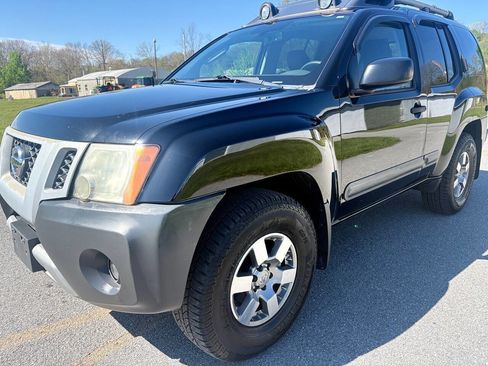 Used 2012 Nissan Xterra PRO-4X AWD/4WD image 3