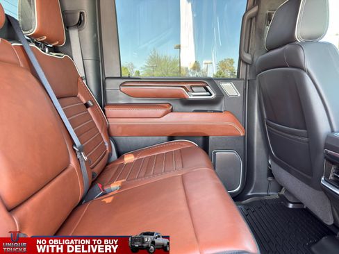 Used 2024 GMC Sierra 2500 Denali Ultimate w/ Max Trailering Package AWD/4WD image 25