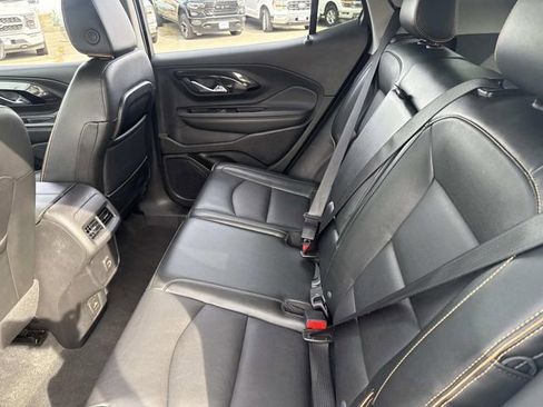 Used 2023 GMC Terrain AT4 image 18