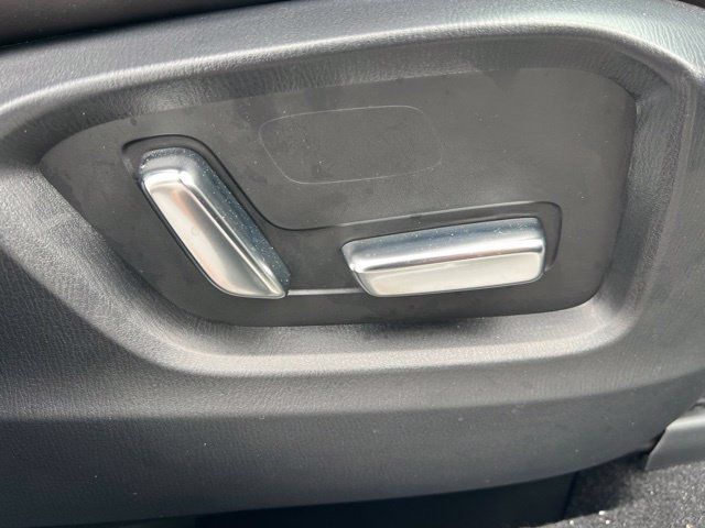 Used 2025 MAZDA CX-5 Signature AWD/4WD image 35