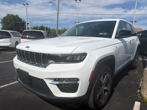 Certified 2022 Jeep Grand Cherokee Limited 4xe AWD/4WD image 3