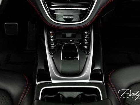 Used 2021 Aston Martin DBX AWD/4WD image 35