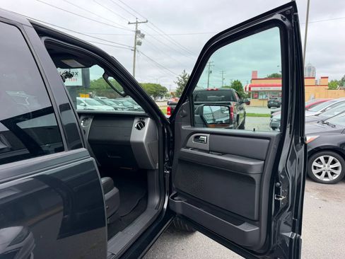 Used 2012 Ford Expedition Limited AWD/4WD image 24