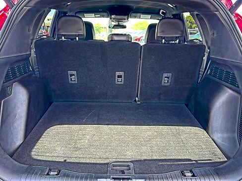 Used 2023 Ford Escape ST-Line w/ Tech Pack #1 FWD image 21
