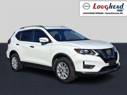 Used 2017 Nissan Rogue SV