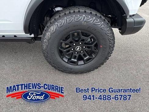 New 2026 Ford Bronco Badlands AWD/4WD image 15