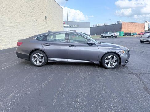 Used 2018 Honda Accord EX-L image 6