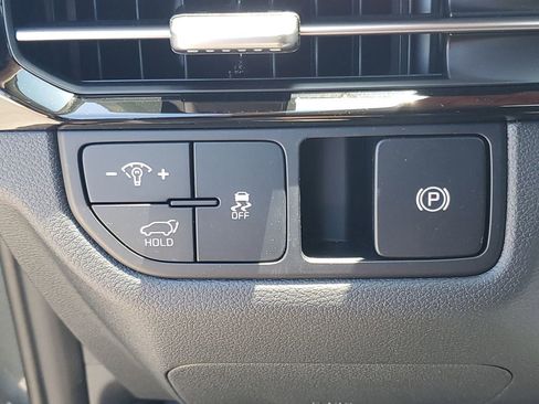 New 2026 Kia Sportage EX FWD image 19