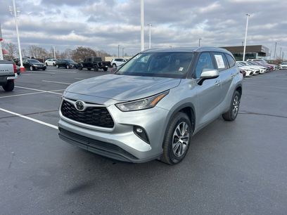 Used 2024 Toyota Highlander XLE