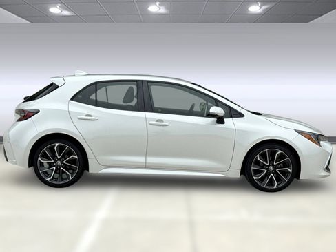 Used 2019 Toyota Corolla XSE image 7