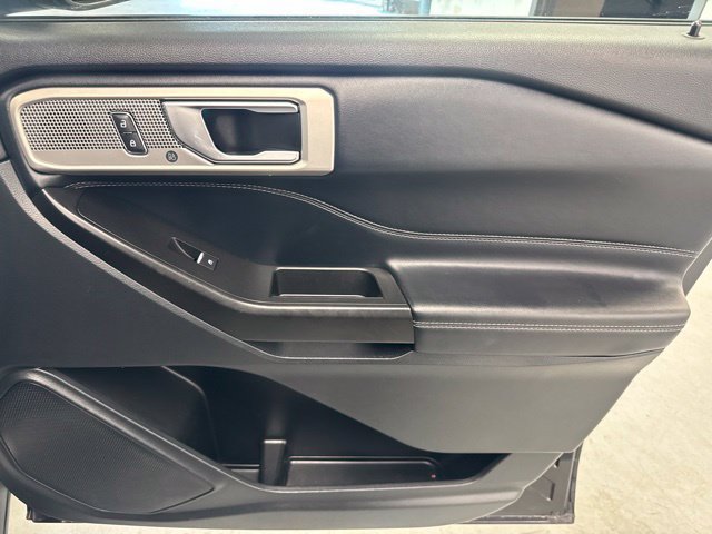 Used 2020 Ford Explorer Limited AWD/4WD image 31
